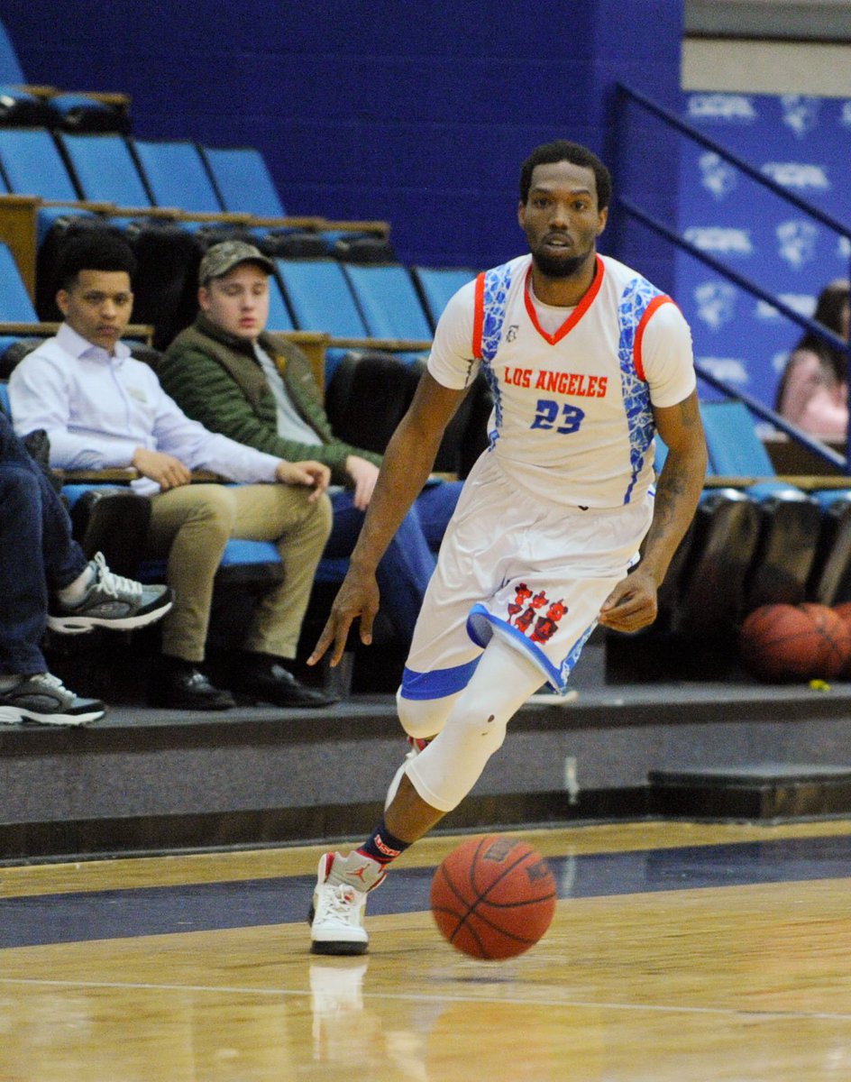 LACOLLEGEOFDIV1's tweet photo. Jerron Wilbut in action in the ACCA national tournament in Joplin, Missouri where the Cub's finished third in the nation. https://t.co/khu19v9RT0