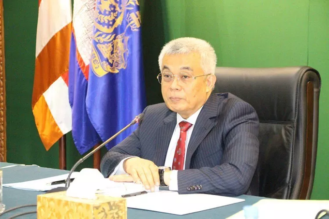 Breakin17620336's tweet photo. DPM Aun Pornmoniroth Presides Over A Meeting Of #EFPC
#Cambodia https://t.co/WNfTFYnz7c