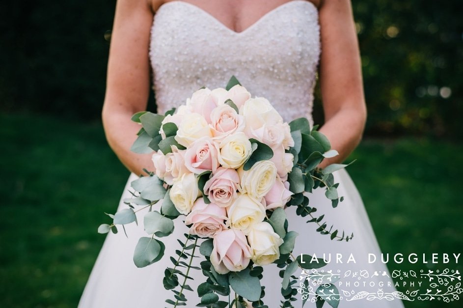LauraDuggleby's tweet photo. #lancashireweddings #sparklyweddingdress #lancashireweddingphotographer #weddingtrends #royaltobyhotel  #royaltobywedding #realbride #realwedding #royaltoby  #2020bride  #manchesterweddingphotographer #rochdaleweddingphotographer https://t.co/EtLkv5zOj4