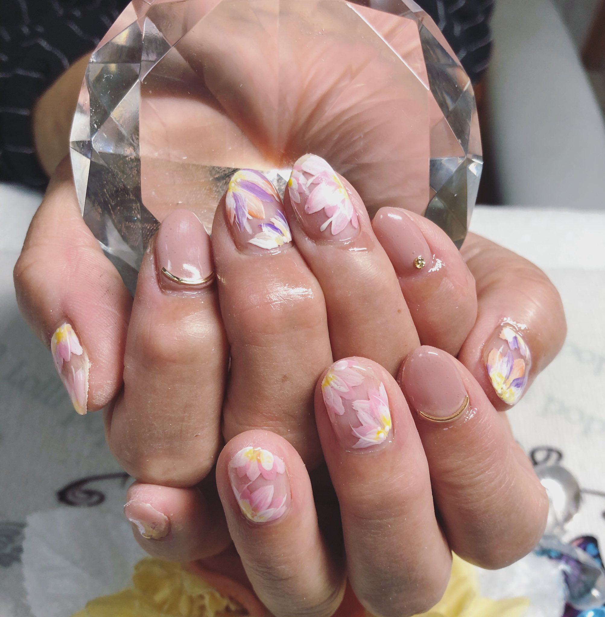 最旬トレンドの 押し花ネイル ドライフラワーネイル 簡単なやり方 デザイン9選 セルフネイル部 ネイルアート ドライフラワー 日本のネイル イモータル 3d レースフラワー水仙セット Ciudaddelmaizslp Gob Mx