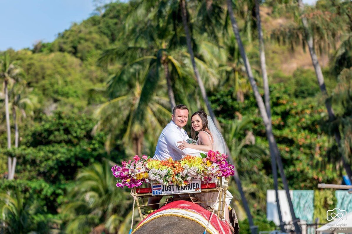 Congrulations to Andreas and Sandra on their wedding at Melati Beach Resort on the 14th March 2019
