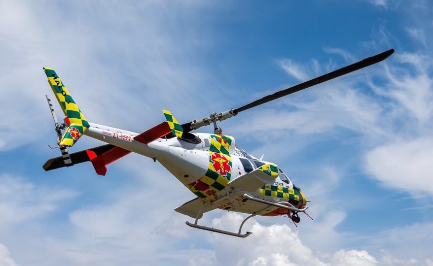 HALO 3 Trauma Team activated for the transfer of a newborn baby from Zastron to a specialist facility. Safe Flight! #makingadifference #HALOHEROES <a href="/fs_health/">Free State Health</a>