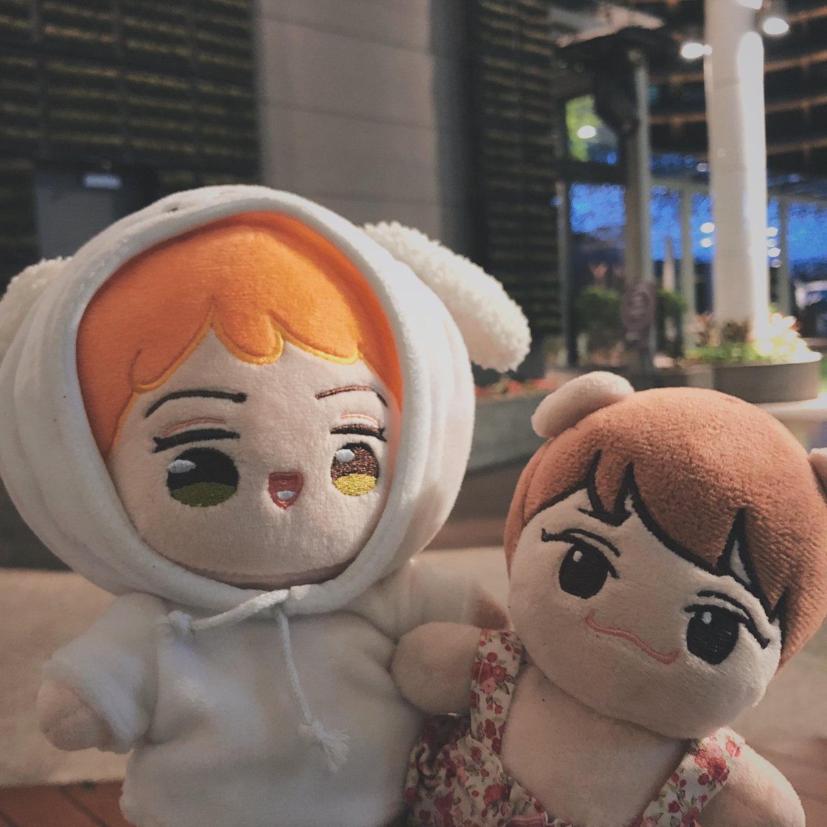 TinyLittleMyeon's tweet photo. Thanks to tita Ann's babies for accommodating my mom last sunday 😘 - JY💜 

04.21.2019

#EXO #EXODolls
#BBMAsTopSocial EXO @weareoneEXO https://t.co/vpedxosI8c