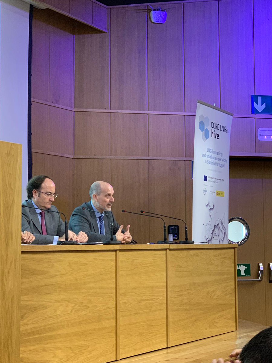 core_lngashive's tweet photo. Apertura de la III Conferencia #CoreLNGashive en @PuertoAlgeciras. Una mañana intensa en la que sabremos más de los avances del proyecto que coordina @enagas lidera @PuertosEstado cofinanciado por @inea_eu https://t.co/67AgymMt6f
