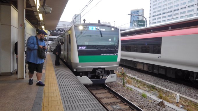 埼京線の新宿駅で人身事故の現場画像