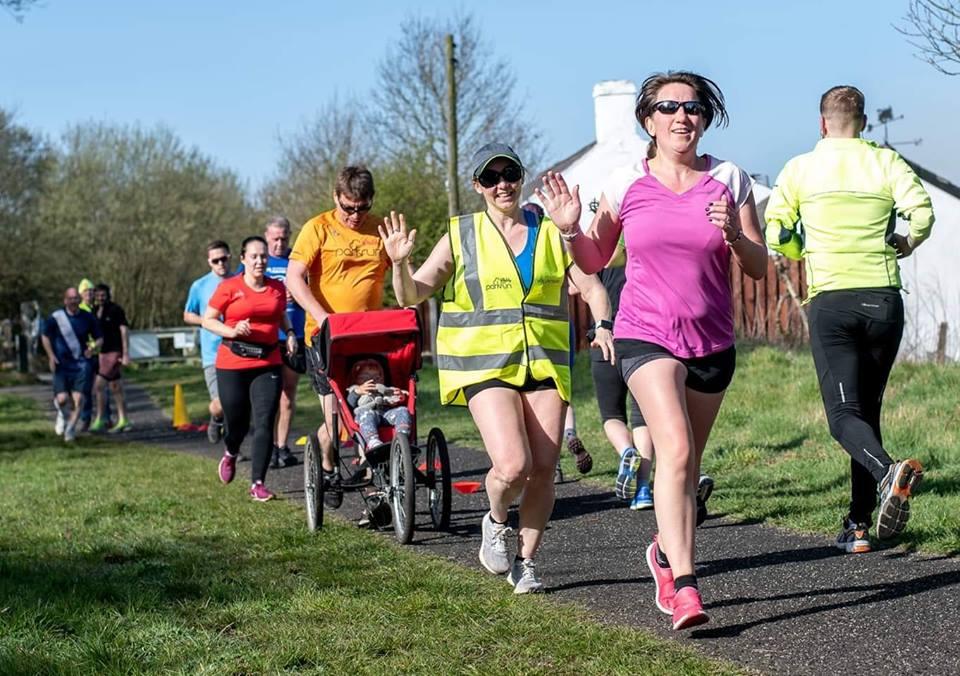 #PenistoneParkrun are looking for a volunteer run marshal this Saturday. They are a lovely group of friendly volunteers and full support will be given. If you are interested contact penistonehelpers@parkrun.com 🏃‍♀️🏃‍♂️