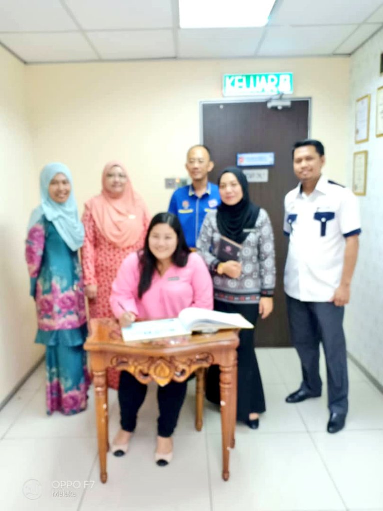 RT jpnm_official: RT jpnmelaka: 240419 Lawatan Pengauditan Ekosistem Kondusif Sektor Awam (EKSA)  DO-IT-YOURSELF (DIY) di JPN UTC Melaka jpnmelaka oleh Panel dari Ibu Pejabat Putrajaya jpnm_official #RakyatDihatiJPN #MelakaBerwibawa #PintarHijauBersih KD…