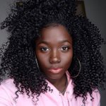 Photo by Ma Coiffeuse Afro (@MaCoiffeuseAfro)