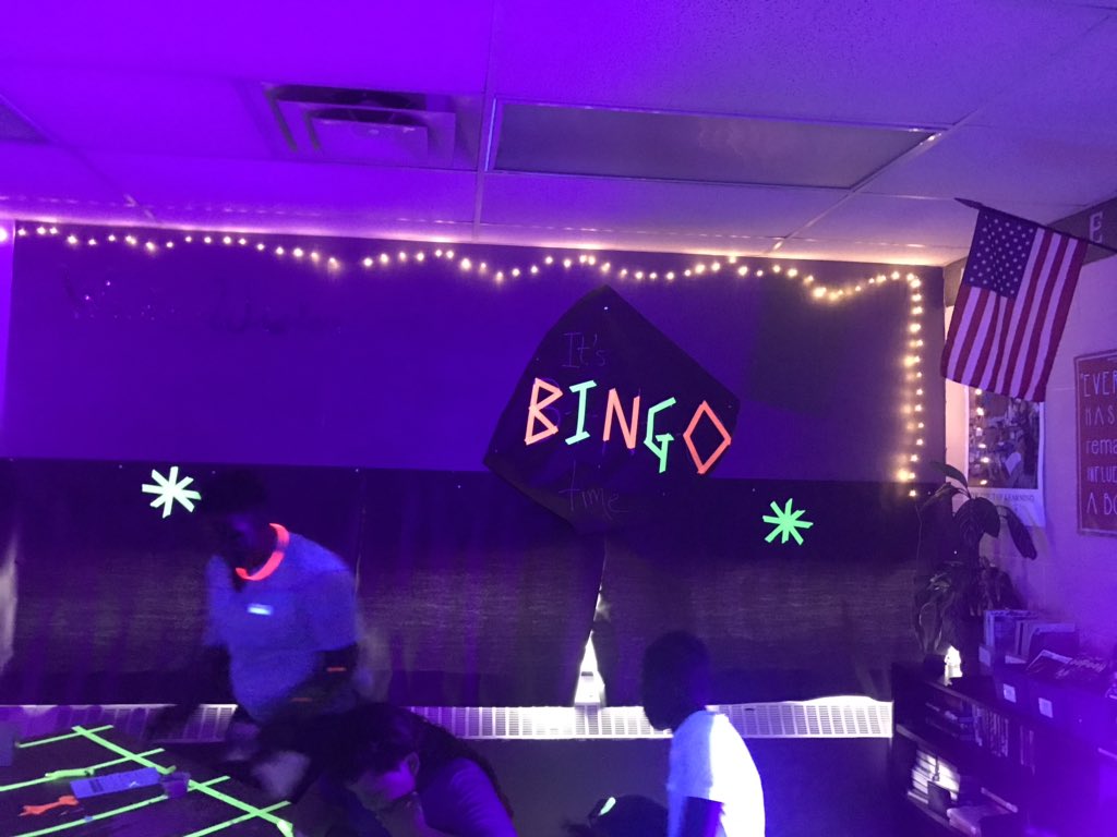 DembeleMelissa's tweet photo. Day Glo Bingo game review #FLHornets https://t.co/vhFVJQH8wv