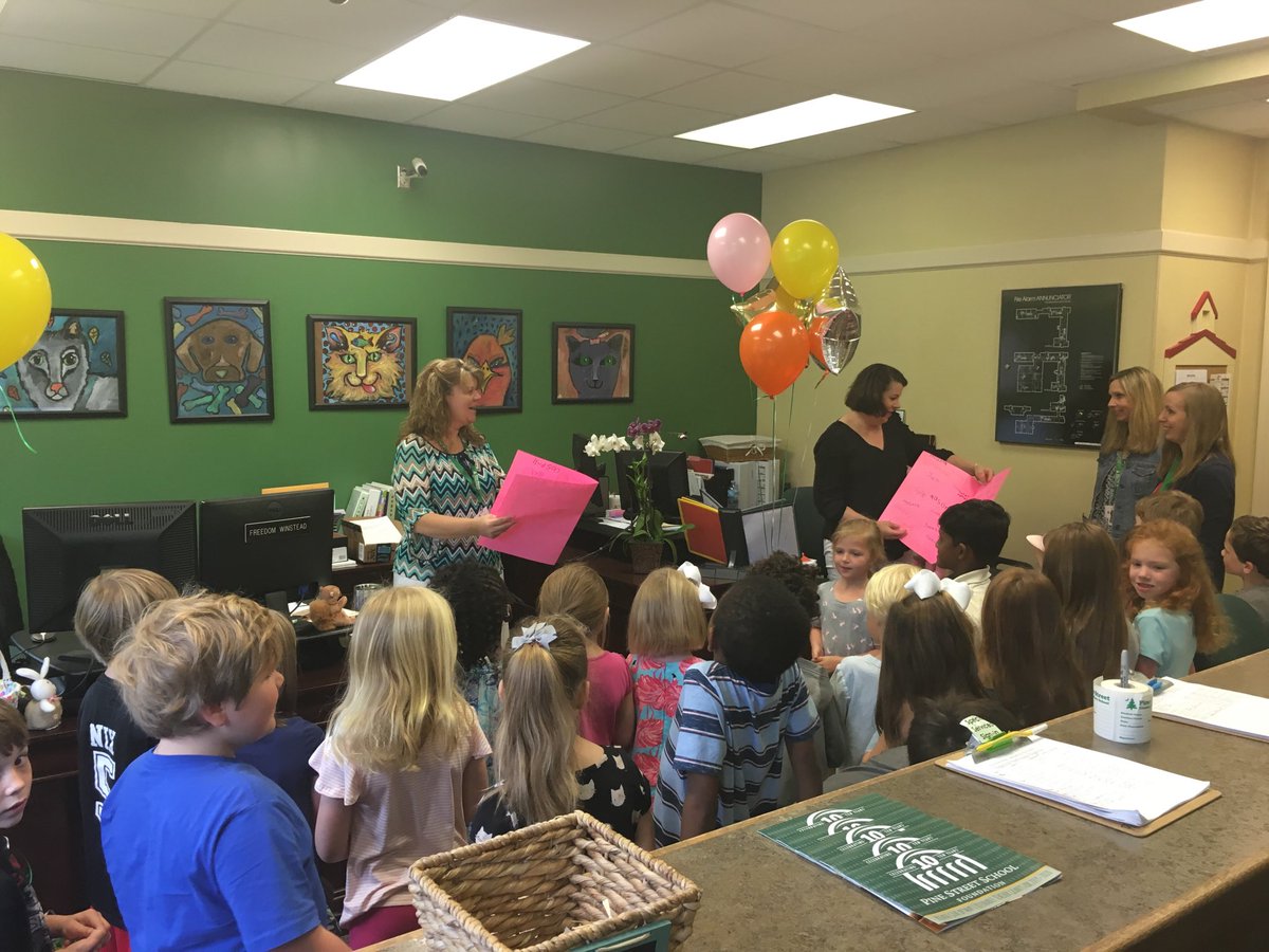 PSS_D7's tweet photo. Showing our fantastic office staff some well-deserved appreciation!!
Happy Administrative Professionals Day!
@denreg71 @SchoolDistrict7 #foreverpine #growingtogether https://t.co/pFFeHM6uga