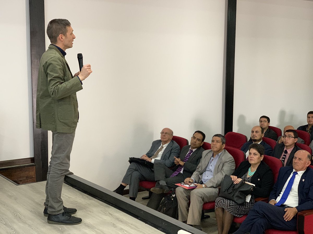 ciec2019's tweet photo. ..::: Momentos que se vivieron ayer en el #CIEC2019 ✍🏻🗂📚 con la intervencion del PhD @ErnestAbadal, PhD @JulioAlonsoArevalo y PhD @MercedesGonzález 

..:: 👉Los esperamos en el segundo día en el #CITT de la Universidad Católica de Cuenca - Ucacue

#SomosCato
#LaCatoExcelencia https://t.co/rjebLQKqXP