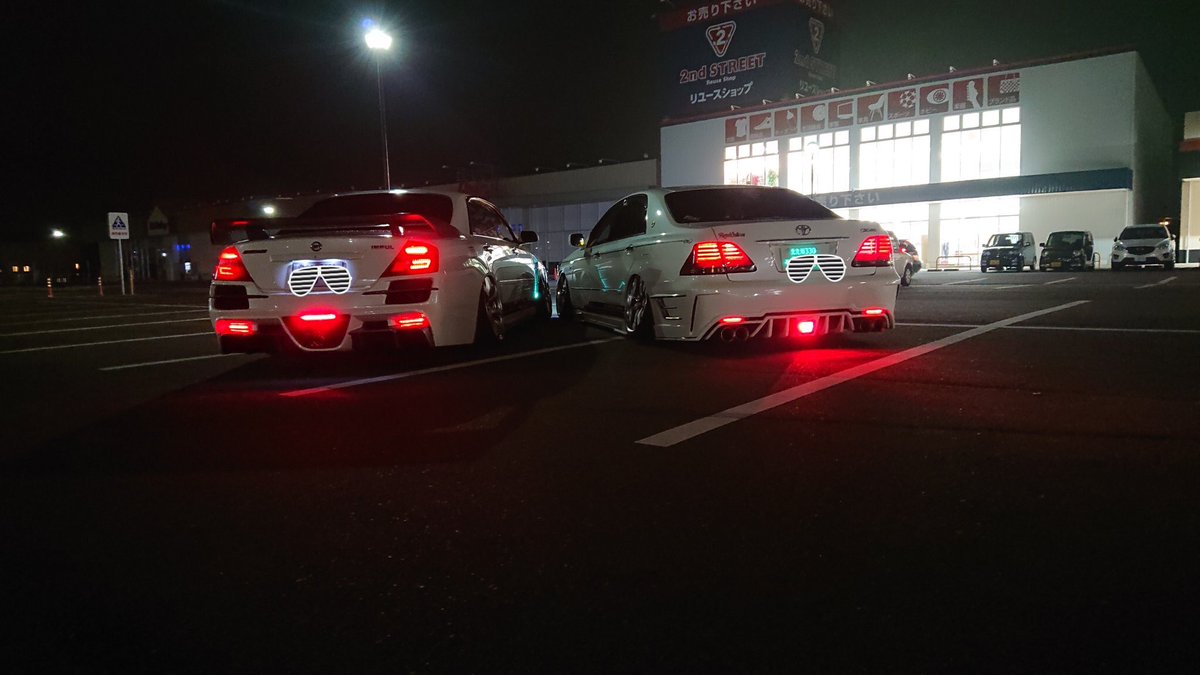 S8182S's tweet photo. コラボお誘いいただき行ってきました！
本当カッコよすぎる！！
楽しかったです！またお願いします！
ありがとうございました😊
カメラマンに撮ってもらいたい笑
もっと車熱上げてがんばろ
#スピンドルコラボ #エアサス https://t.co/jrNllXDh6x
