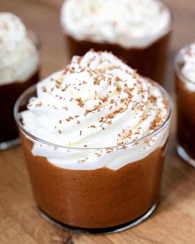 Papa En Cuisine (@papaencuisine) on Twitter photo À découvrir à 18h sur ma chaîne YouTube - lien en bio - un grand classique : la mousse chocolat et chantilly ! Je me suis fait aidé par Romy pour cette vidéo en collaboration avec @elleetvire Merci à eux pour le sponsoring et on continue de faire de bell… bit.ly/2W2vk32 À découvrir à 18h sur ma chaîne YouTube - lien en bio - un grand classique : la mousse chocolat et chantilly ! Je me suis fait aidé par Romy pour cette vidéo en collaboration avec @elleetvire Merci à eux pour le sponsoring et on continue de faire de bell… bit.ly/2W2vk32