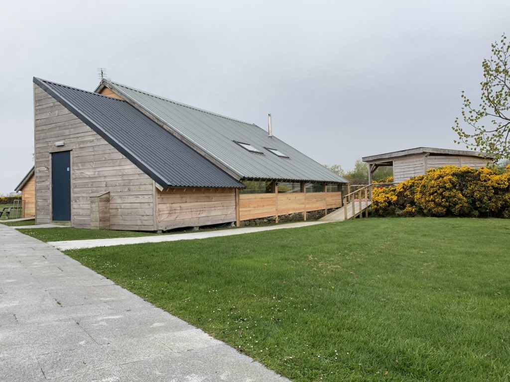 Fieldofdreamsni's tweet photo. Recently completed building works. Recladding of Retreat &amp; pergola in Douglas Fir. #weddingsni #weddingvenue #northernirelandweddings #eventspace #amazingspaces #bangor #belfast #northernireland #northernirelandtourism #discovernorthernireland @ Field of Dreams https://t.co/pjB0OMQUsA