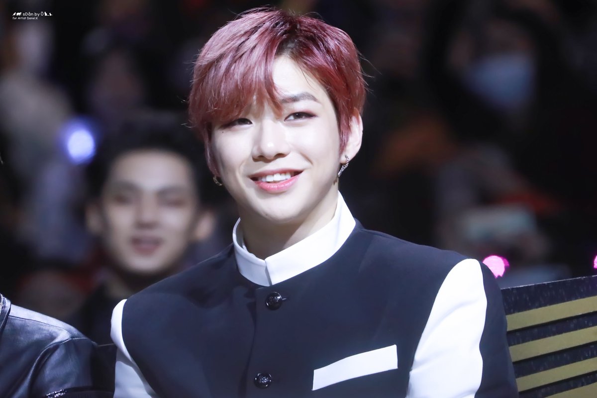 sDanByU's tweet photo. 181214 HK MAMA HQ

Proud Of You😄
Always Stand By You❣️

#강다니엘 #KangDaniel
#OurChoiceDaniel https://t.co/87Sxcl0jun