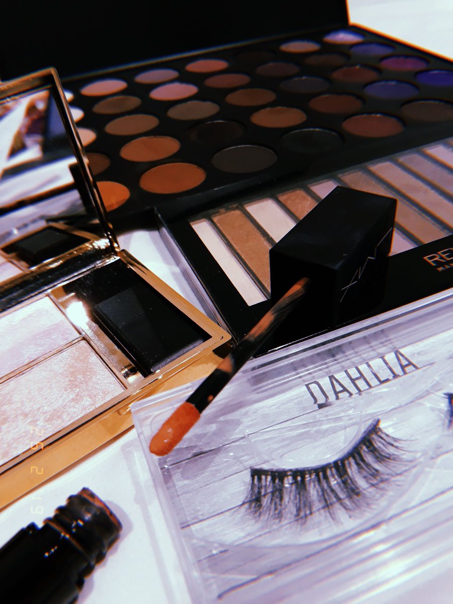 EclairsCares's tweet photo. Come and check out my blog and blog Instagram!! https://t.co/UkmaRo7lK0 https://t.co/TeADeioo4u #bbloggers #nebloggers @LovingBlogs @BloggingBabesRT #bloggingbabesRT #blogsearch https://t.co/udBmpI4CBV