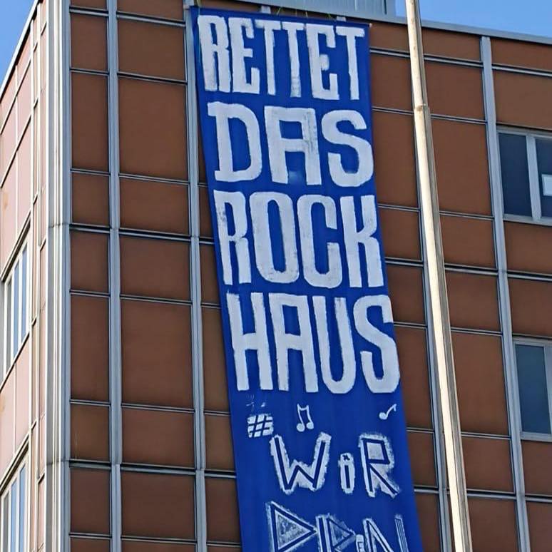 Das #Rockhaus in #Berlin steht am Abgrund, können wir es halten? So viele Bands, Künstler -und Musiker*innen verlieren ihre (bezahlbaren) Proberäume. Wann trifft es uns? Wann Dich?!
openpetition.de/petition/onlin…
facebook.com/rettetdasberli…