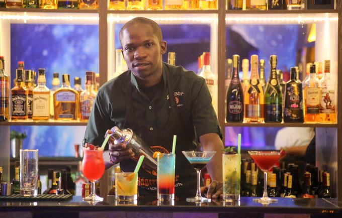 goplacesdigital's tweet photo. Enjoy BOGOF on selected cocktails all night tonight @charmcapital254 #GoCharmCapital #Wednesday #WednesdayWisdom
#Becharmed #charmcapital https://t.co/dpkhngu2T8