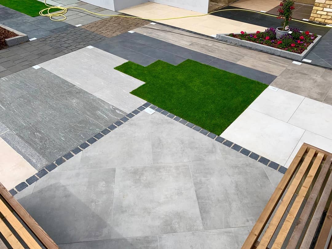 tochltd's tweet photo. With one whole section near-on completed we've opened it up for you all to see! Pop down and see us for ideas for your own gardens!! 🎉🌷
#ArtificialGrass #PorcelainPaving #ExteriorPorcelain #Gardening #NaturalStone #NaturalPaving #Enfield #CrewsHill #London https://t.co/AMZxCBIEJ8