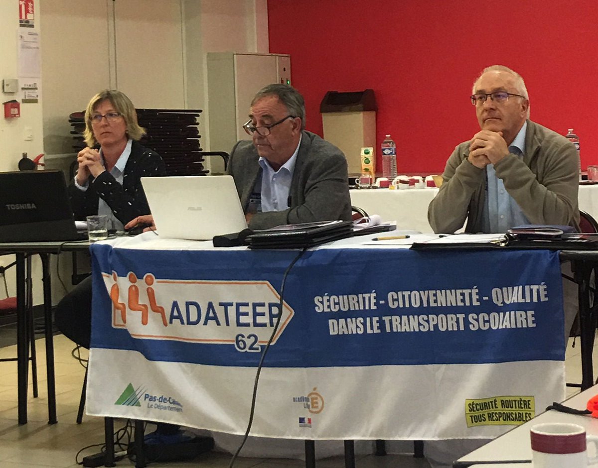 Mgen62's tweet photo. @Mgen62 à l'assemblée générale de l'#Adateep 62 au lycée Vauban d'Aire sur la Lys.
En 2018, 25000 élèves sensibilisés à la sécurité dans les transports scolaires. Un rôle essentiel assuré par 1029 heures d'engagement bénévole.
@pasdecalais62 #SecuriteRoutiere #citoyenneté https://t.co/t5yeITrXSD