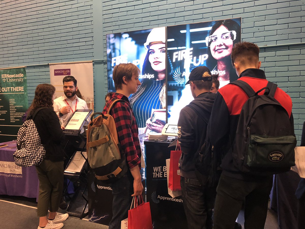 Busy busy! Already lots of interest at the @Apprenticeships stand at the @ucas_online Dorset exhibition! Want to learn more about how an #apprenticeship can benefit you? Come and talk to one of our advisors! We’re here all day at University of Bournemouth! #UCAS #FireItUp