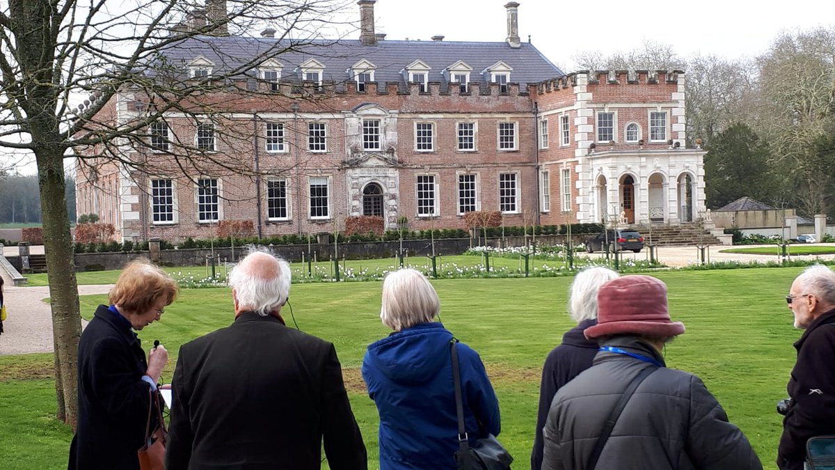 ArtPursuits's tweet photo. Some photos from our recent tour to beautiful Dorset, the group had a  wonderful few days exploring some of the stunning country houses and  gardens of this pristine county https://t.co/VuLQSrMoHL