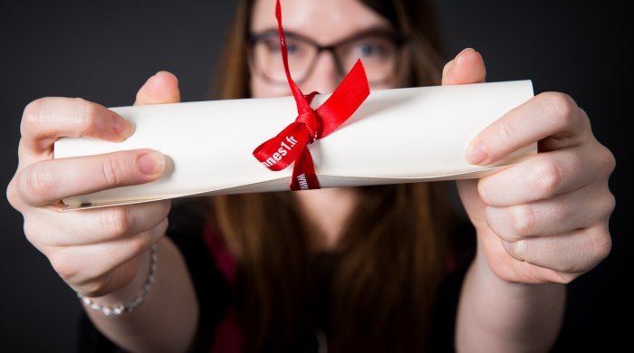 RennesUniv's tweet photo. 👩🎓👨🎓Les docteur·e·s à l'honneur vendredi 26 avril @DiapasonRennes
Inscrivez-vous pour assister à la cérémonie de remise des diplômes de doctorat #Rennes1 #Promotion2018 et découvrir les lauréat·e·s des #PrixdeThèse @FondationR1 https://t.co/0mlCrWU1xO #PhDRennes1 https://t.co/c6chy27mru