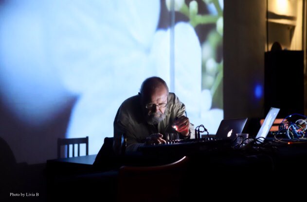 Livia_B_Garcia's tweet image. Phill Niblock, John Bowers + Tim Shaw (Mythogeosonics) at Iklectik @johnmbowers @Tim4Shaw #PhillNiblock @iklectikartlab 20190421