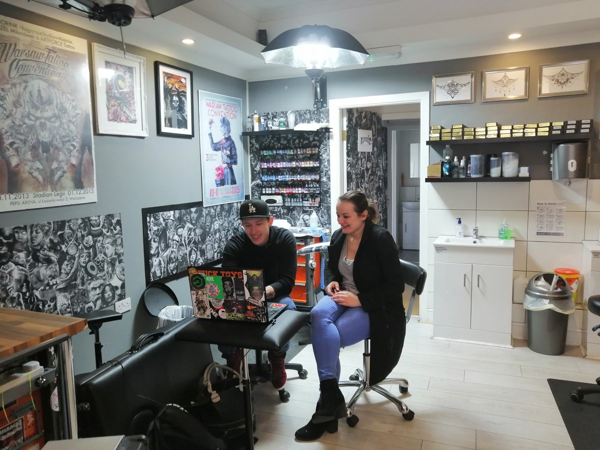 AzazelEdinburgh's tweet photo. Good morning #edinburgh! in a good mood from the beginning :) #tattoos #fun https://t.co/Q6uILi1FL7