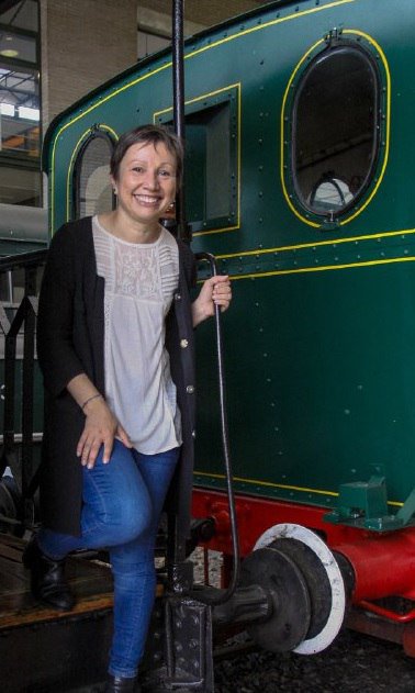 PodemosXixon's tweet photo. Xubimos al tren 🚂 del cambiu con Yolanda Huergo de maquinista. Ayeri presentamos la candidatura de Podemos y Equo pa encabezar la transformación que precisamos en Xixón ¿xubes? #PodemosEquoXixón #YolandaAlcaldesa https://t.co/VGEgkeZ2iP