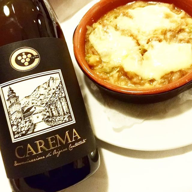 I take advantage of these gloomy days to present you the most representative dish of the Waldensian valleys: the Supa Barbetta, made with stale bread and toma cheese. What we can drink with it... Do you know the Carema?  It is a beautiful nebbiolo and th… bit.ly/2GDYKPK