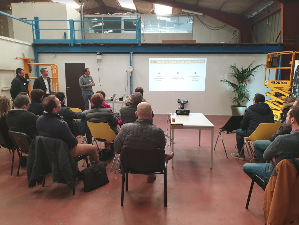 kiloutou's tweet photo. Présentation de nos #services, #formations et #innovations auprès de nos #clients. Merci à tous les participants ainsi qu'à nos équipes qui se sont mobilisées pour faire de cette conférence annuelle à #Nantes une belle réussite !
#Kiloutou #ParlonsPro https://t.co/APIejW9TK9
