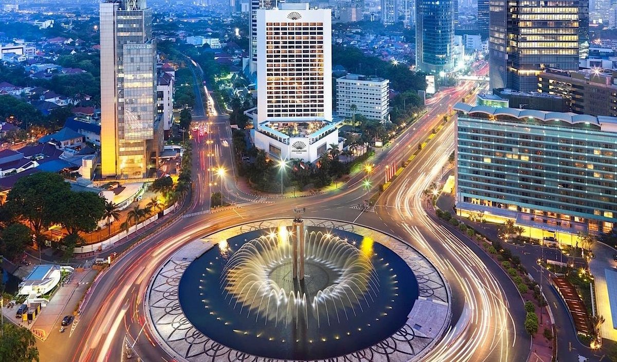 Romtekconstruct's tweet image. TOP 10 POPULATED CITIES IN AFRICA

1. Lagos, Nigeria – 21 million
2. Cairo, Egypt – 20.4 million
3. Kinshasa, DR Congo – 13.3 million
4. Luanda, Angola – 6.5 million