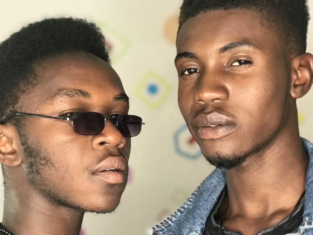 AbdulkhafidM's tweet image. Y'all know what they say about Birds of the same Feather 😉

#thethreebrothers #Shades