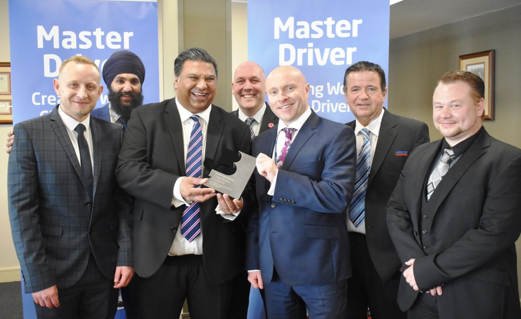 nxuknews's tweet photo. We're thrilled with the @GrBhamChambers award for our #MasterDriver 🚌 programme 🙌🏽🏆 @GBChamberBoss: "Schemes like this not only help upskill employees, but also improve the quality of service and encourage the use of public transport" https://t.co/M93lcNbKk1 @IAMRoadSmart https://t.co/BNK0T2eQ5j