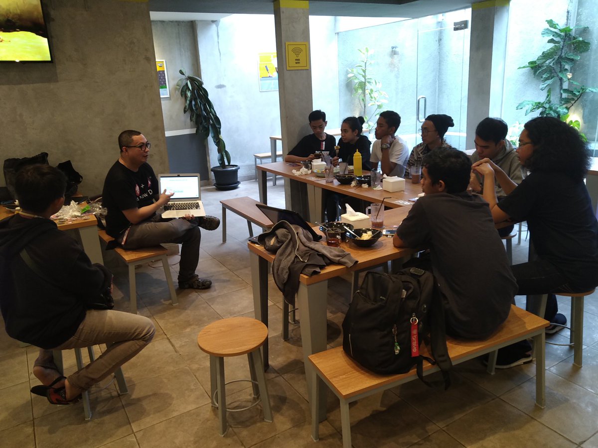 jemmyrorong's tweet photo. Now happening #24HoursOfBAT @ RopangOTW Bekasi.
#BeBrave #IndoBAT $BAT
@BAT_Indonesia @BAT_Community @AttentionToken @Planet_BAT @planetbrave https://t.co/7devZ4IGIm
