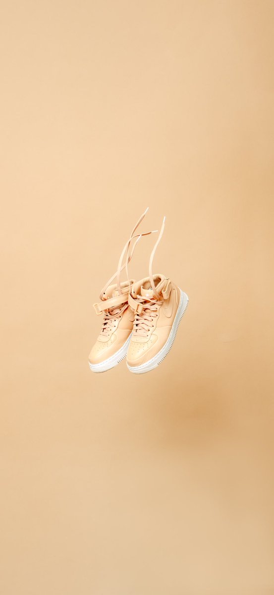 クロカワリュート Ryuto Kurokawa On Twitter 壁紙あげます スニーカーを撮影したデータを壁紙にしたらグッときたので配布します 1枚目は壁紙にした時のイメージ Rtとフォローしてくれたら嬉しいです オリジナルデータが欲しい人は以下よりdlできます Https