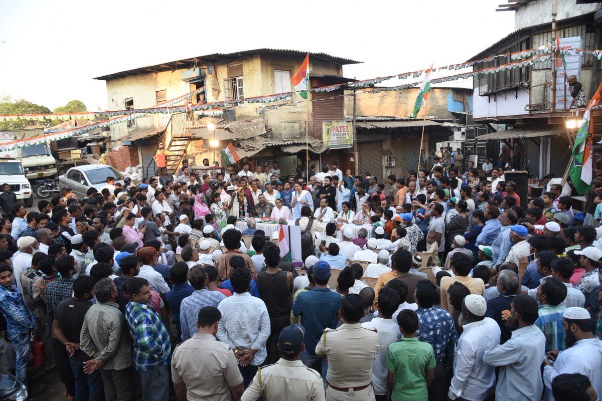 PriyaDutt_INC's tweet photo. Met the residents of Kalina and discussed numerous issues that are plaguing them. People showed up in large numbers to voice their angst with the current system. This is a clear indication that the people want to see change. Together, we will bring that change. https://t.co/LAZbZOdUvM
