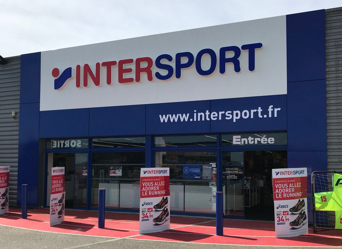 matpellet's tweet photo. @PhilippeMhr @chalonsursaone @_OneStock_FR @Intersport_FR @matthieubreton @michael_alimi @AlloncleAurelie @Amauryc_ @GllmPayen Tu deviens #omnicanal c’est bien 😜 comme nos magasins 💪💪#keeppushing #teamintersport https://t.co/7ZwAWE980i