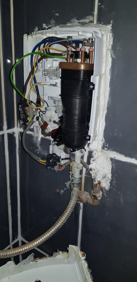 Professional Electrician & Installer tweet media