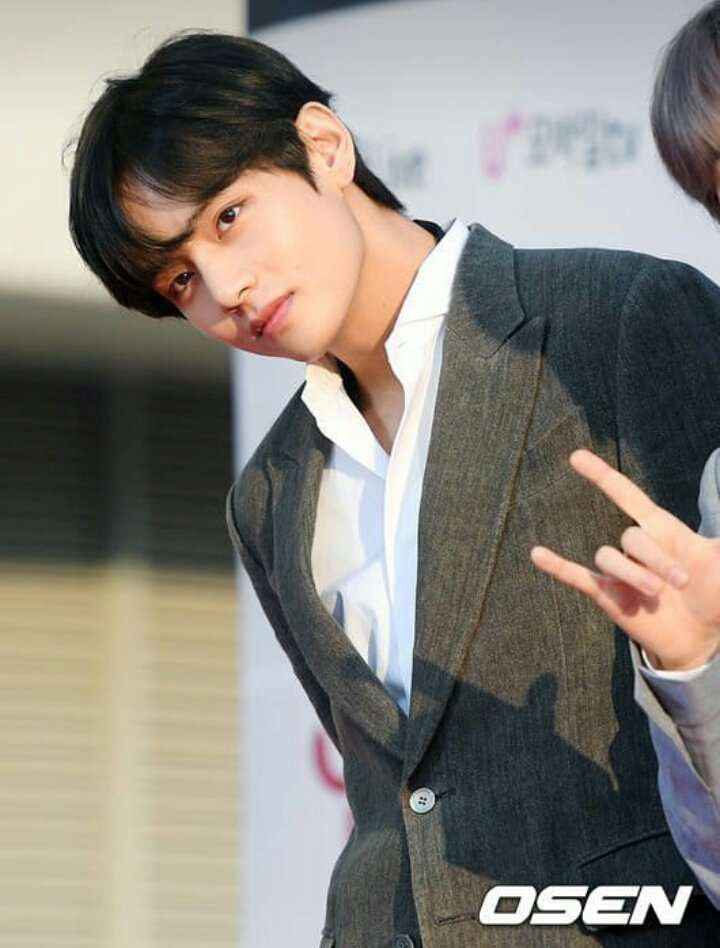 Dreammsflyy_'s tweet photo. TAEEE😭😭💜💜💜
HELP RT/LIKE 💜💜

#BBMAsTopSocial BTS @BTS_twt https://t.co/3cCbxLtxbv