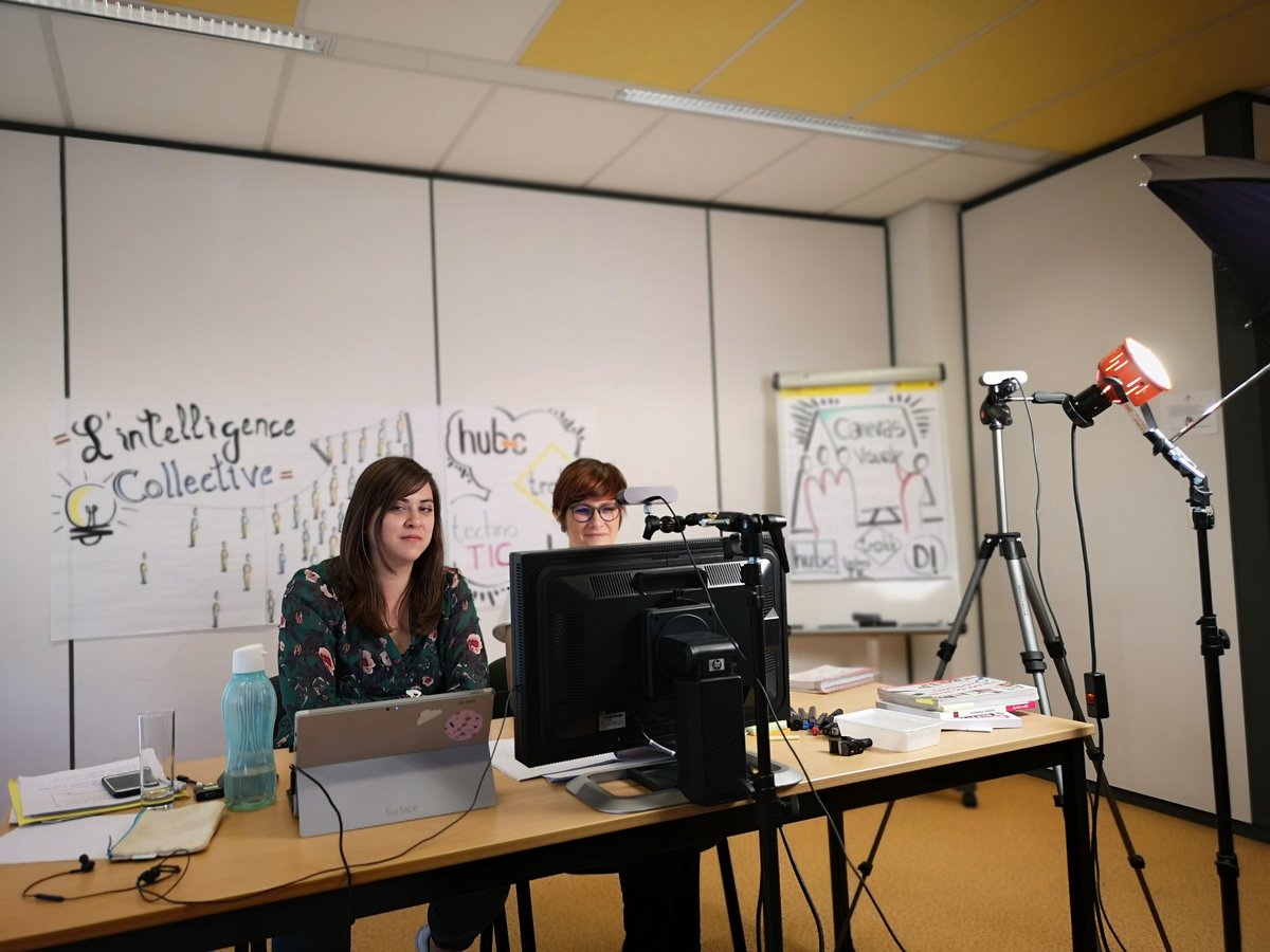 Webinar on air! :) <a href="/Technofutur_Tic/">Technofutur TIC asbl</a> <a href="/Hub_charleroi/">Hub créatif Charleroi Métropole</a> #intelligencecollective