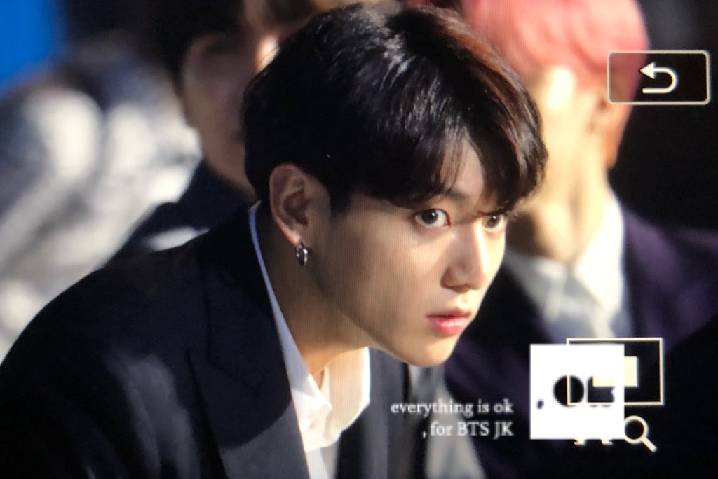 OK_JUNGKOOK_NET's tweet photo. 190424
왕자님💜
#BBMAsTopSocial BTS @BTS_twt 
#정국 #JUNGKOOK #JK #BTS https://t.co/V5sIGsqeSG