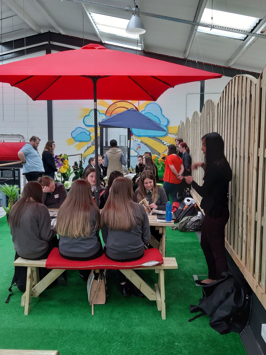 EduResourceBank's tweet image. #RT @AheadP_ship: RT @sarahfern2: Fab that @thebigword are partnering with @AheadP_ship and @child_leeds at this fantastic event! These girls are the future of technology! #GIRLTECHLCR #thebigword #fabvenue #lovemyjob #makingadifference