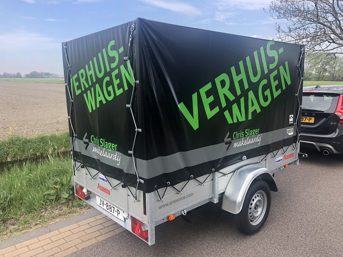 chris_slager's tweet image. Hoe leuk en makkelijk is dit! De Chris Slager Makelaardij Verhuiswagen. Onze opdrachtgevers kunnen hier, vanaf vandaag, gratis gebruik van maken. #mooivak #mooiewagen @bertkoster5 @HogelandNieuws #Bedum #Winsum #Loppersum #TenBoer #Midelstum @_multipromo aanhangertotaal.nl