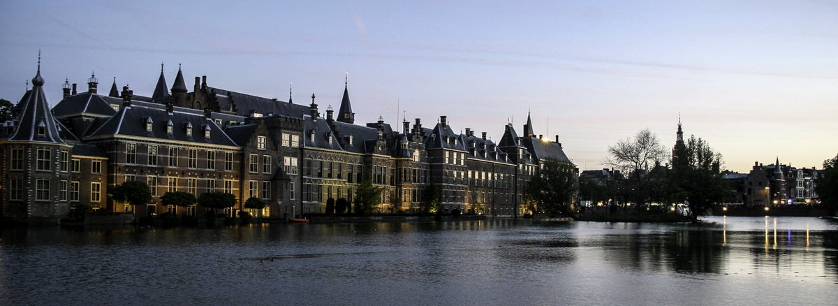 matveevp's tweet photo. Enroute to #TheHague for the @EuroPaySummit where I'll be joining in The Big European Cash Divide Panel Session tomorrow. We'll be discussing the use case of cash today 💸
#Payments #Paytech #Fintech #Innovation #Technology #EuropeanPaymentSummit #EPS2019 #Entrepreneur #PaySummit https://t.co/Vbi40LSOca