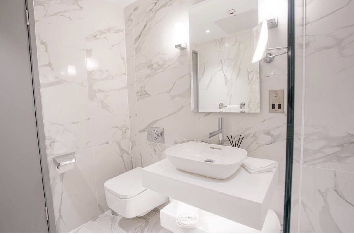 Origins_Living's tweet image. I’m very excited to show you photos of a newly refurbished bathroom featuring our S Cube bathroom accessories &amp;amp; magnifying mirror at one of the most iconic listed buildings in Edinburgh, The Scotsman Hotel. It was a delight as always working @Scope_Bathrooms