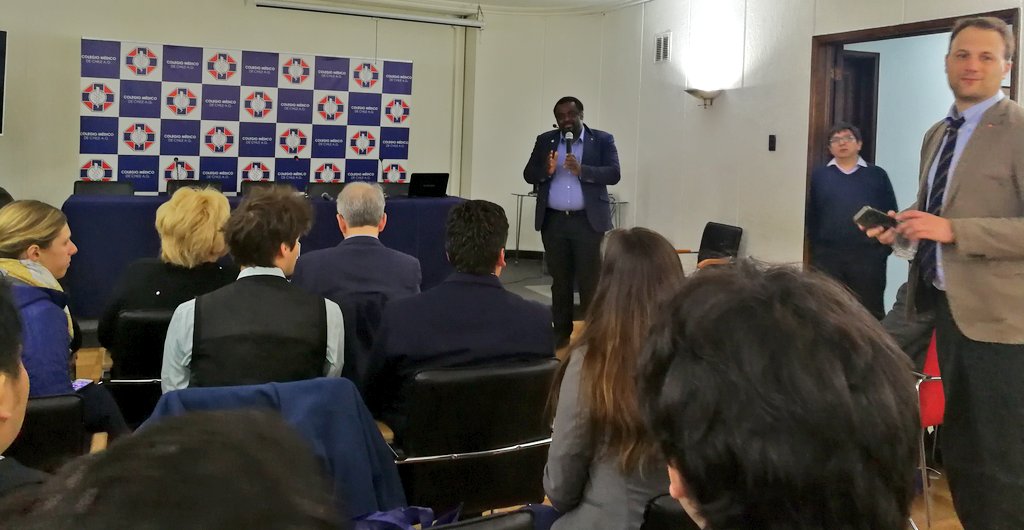 OLePennetier's tweet photo. #WMAJDN | @ccoreah open #JuniorDoctorNetwork session at @medwma in Santiago @colegiomedico https://t.co/JQWoaViAUU