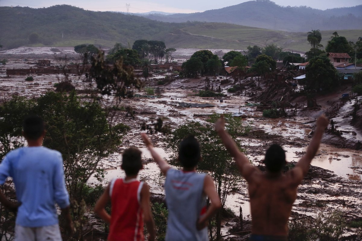 ApplecartArts's tweet photo. Part of @artsadm’s #2DegreesFestival Don’t miss #MiningStories 4th June documentary theatre exploring memory, politics, religion & storytelling through interviews collected in Europe & Brazil following a mining disaster in the Minas Gerais region https://t.co/7m0LcZuGqE https://t.co/8XJ3J6WkcL