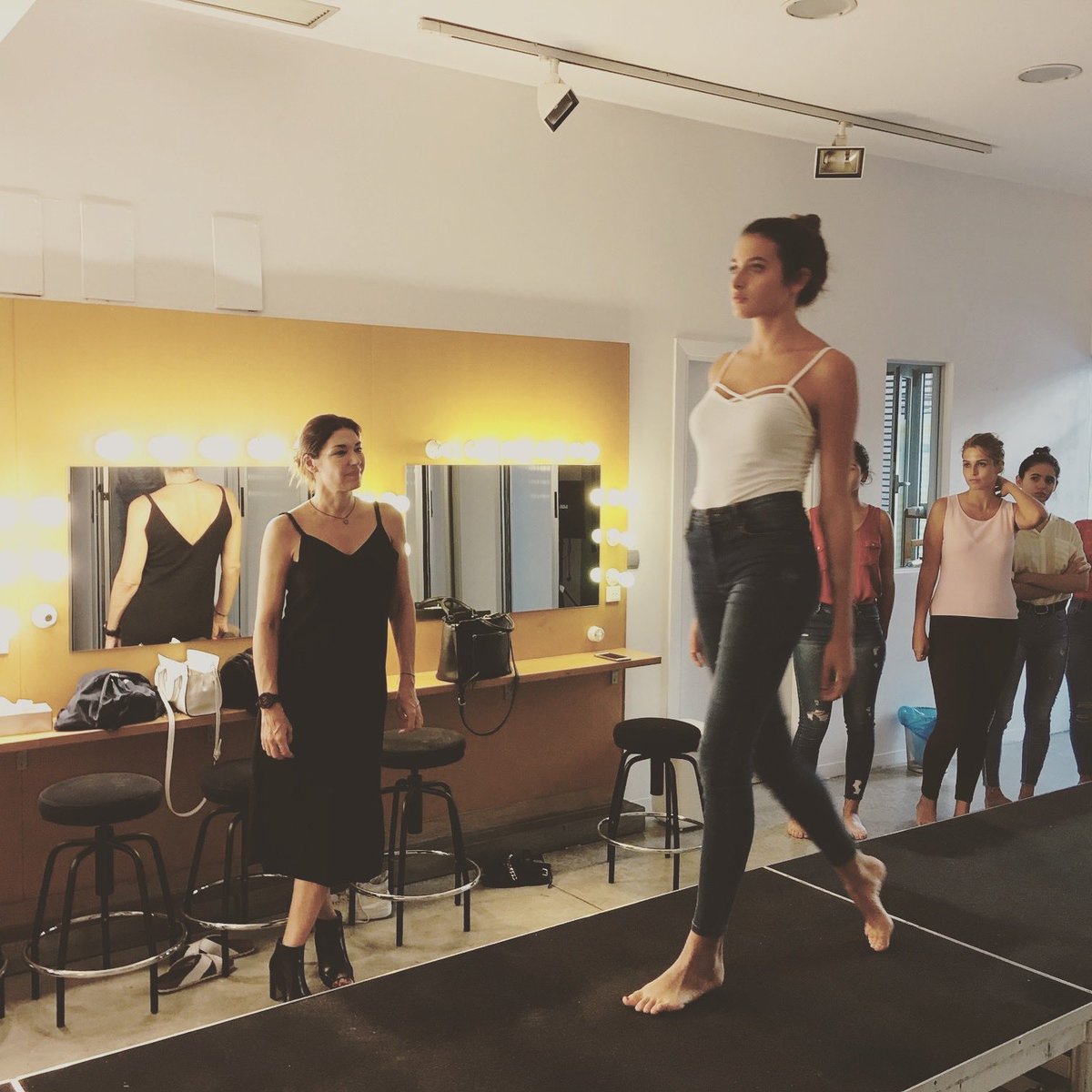 ¡Note pierdas las últimas novedades del Centro de Formación de doble erre! raquelrevuelta.es/novedades-en-e… #centrodeformacion #modelos #sevilla #cursodemodelos <a href="/RakelRevuelta/">Raquel Revuelta</a>